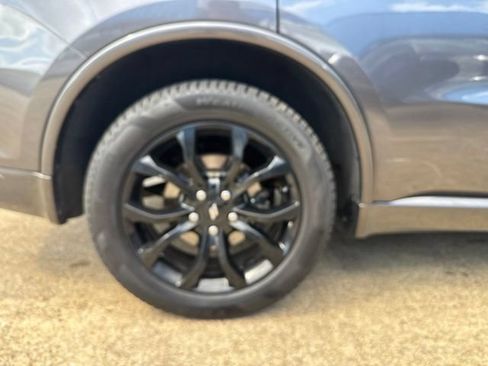 Used 2019 Dodge Durango R/T w/ Technology Group AWD/4WD image 39