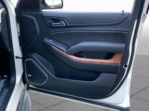 Used 2015 Chevrolet Tahoe LTZ RWD image 22