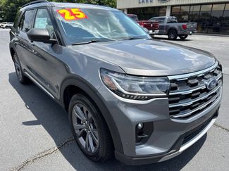 Used 2025 Ford Explorer Active w/ Active Comfort Package AWD/4WD video 1