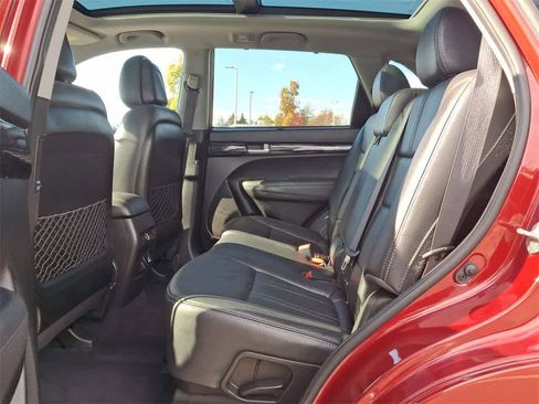 Used 2014 Kia Sorento SX w/ 3rd Row Package image 26