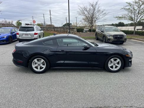 Used 2021 Ford Mustang Coupe image 8
