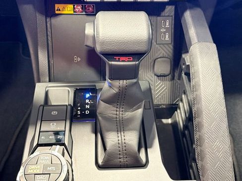 Certified 2026 Toyota Tacoma TRD Off-Road w/ TRD Off Road Upgrade Package AWD/4WD image 17
