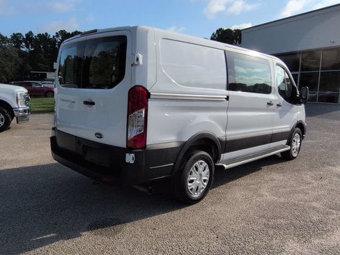 Used 2025 Ford Transit 250 Low Roof w/ Exterior Upgrade Package RWD image 4