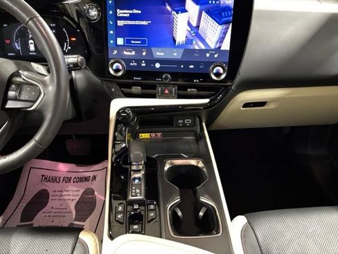 Used 2024 Lexus NX 350 AWD w/ Vision Package image 9