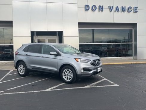 Used 2022 Ford Edge SEL w/ Convenience Package image 1
