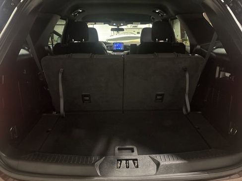 Used 2020 Ford Explorer XLT image 26