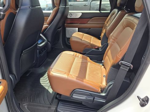 Used 2024 Lincoln Navigator Reserve AWD/4WD image 26