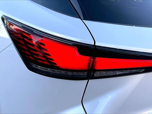 Used 2024 Lexus RX 350 Premium image 28