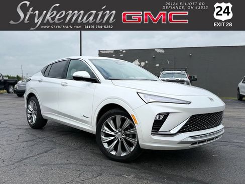 Used 2025 Buick Envista Avenir FWD image 1