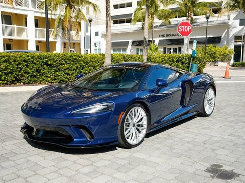 Used 2023 McLaren GT RWD image 2