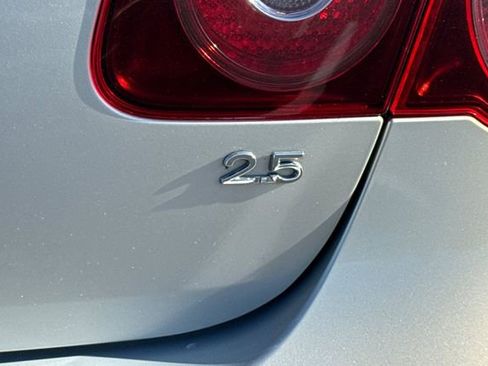 Used 2010 Volkswagen Jetta Limited Edition image 30