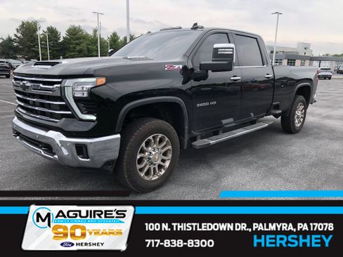 Used 2025 Chevrolet Silverado 3500 LTZ image 1