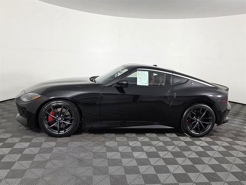 Used 2024 Nissan Z Performance w/ Floor Mat Package RWD image 8