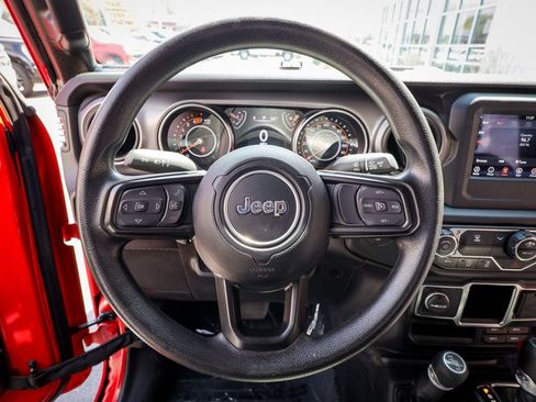 Used 2022 Jeep Wrangler Sport AWD/4WD image 17