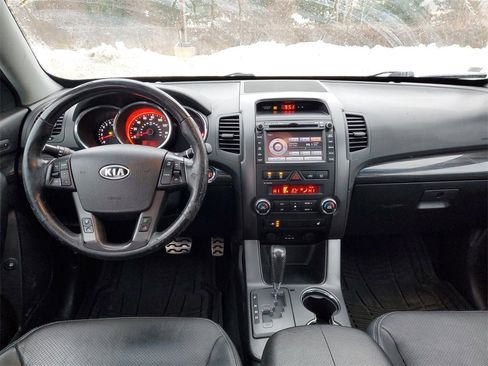 Used 2012 Kia Sorento SX w/ SX Premium Pkg image 13