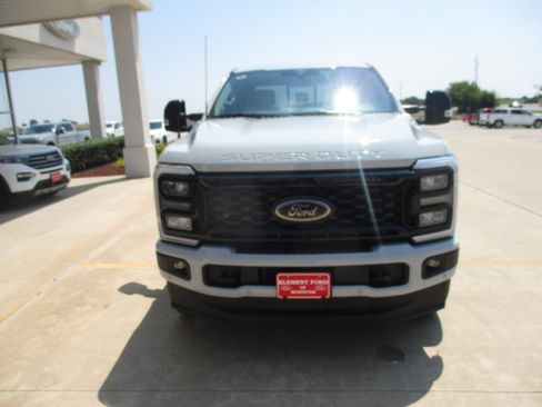 New 2025 Ford F250 Lariat w/ Lariat Ultimate Package image 6