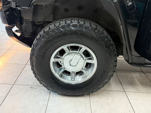 Used 2007 HUMMER H2 SUT Sport Utility Pickup 4D image 35