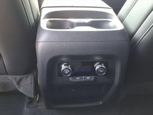 Used 2026 Buick Enclave Preferred FWD image 25