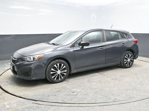 Used 2019 Subaru Impreza 2.0i image 3