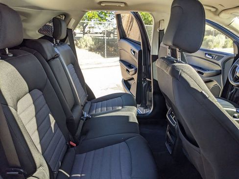 Used 2023 Ford Edge SE AWD/4WD image 19