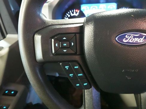 Used 2022 Ford E-450 and Econoline 450 Super Duty w/ Power Windows & Locks Group RWD image 11