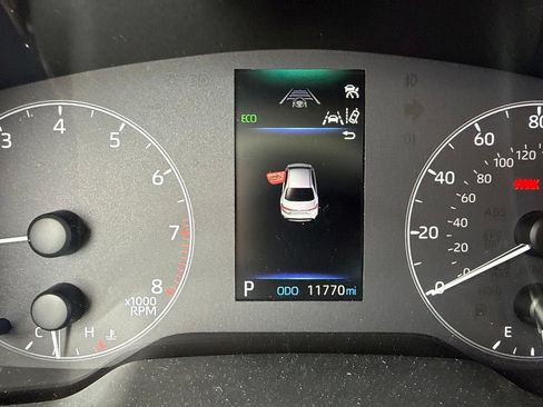 Used 2025 Toyota Corolla SE FWD image 6