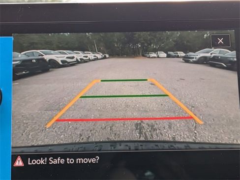 New 2026 Volkswagen Taos SE image 21