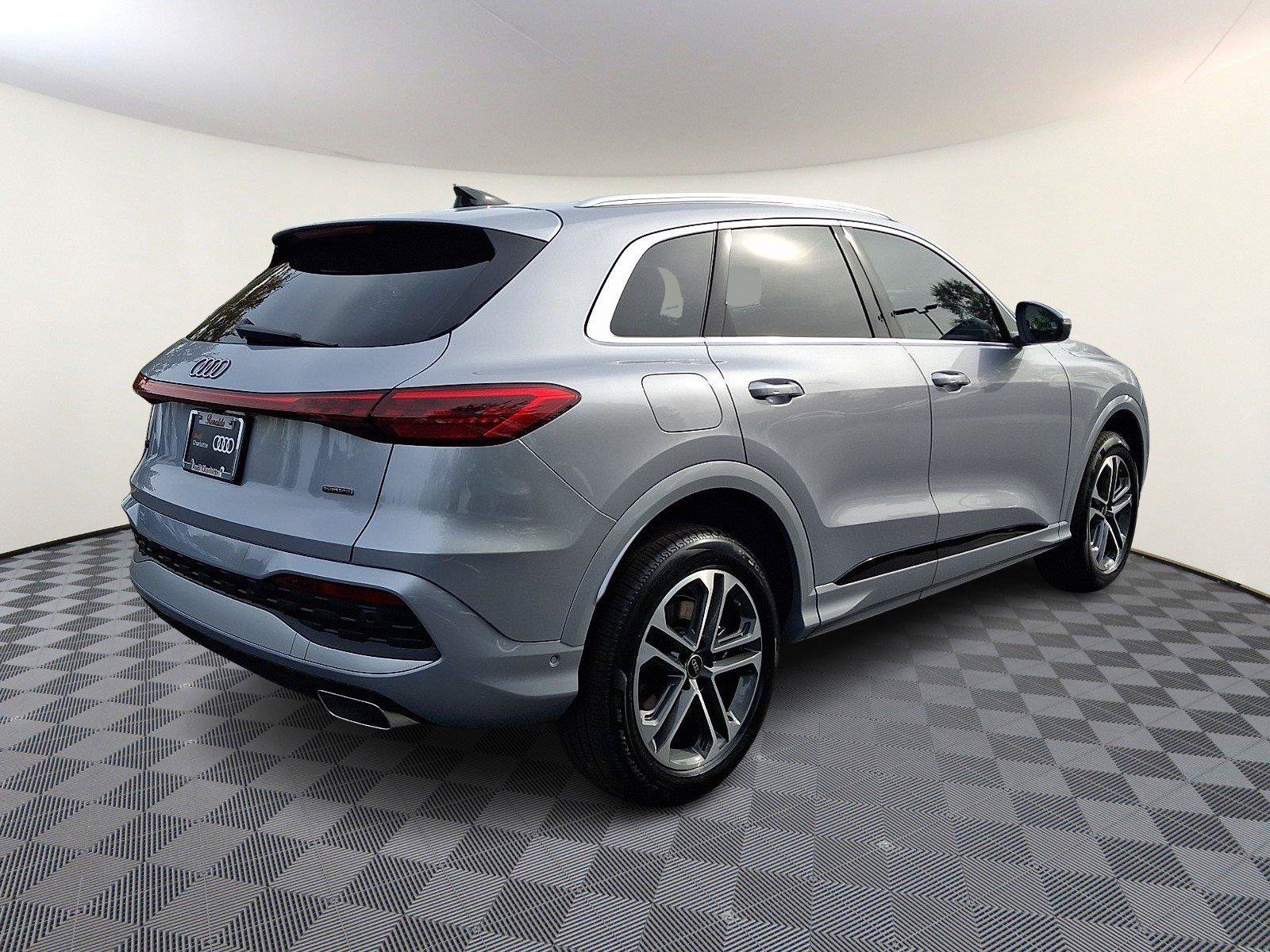New 2026 Audi Q5 Premium AWD/4WD image 6