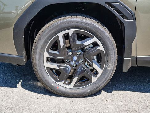 New 2026 Subaru Forester Premium AWD/4WD image 9