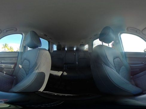 Used 2022 Nissan Pathfinder SV image 44