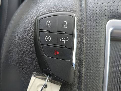 Used 2022 Chevrolet Silverado 1500 LTZ w/ LTZ Premium Package image 33