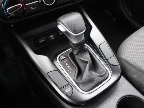 Used 2021 Kia Soul LX FWD image 25