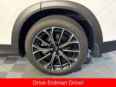 Used 2025 MAZDA CX-70 Plug-In Hybrid w/ Premium Plus AWD/4WD image 4