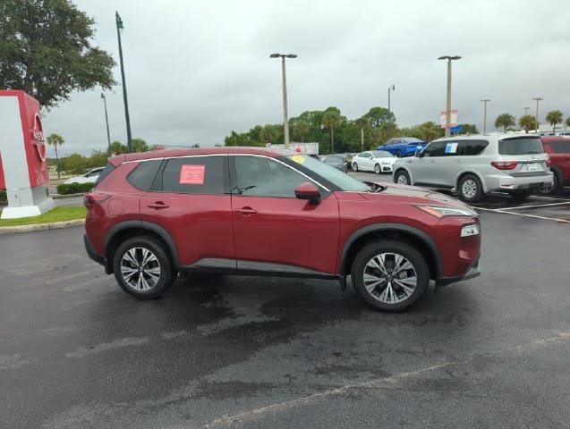 Certified 2021 Nissan Rogue SV FWD image 2
