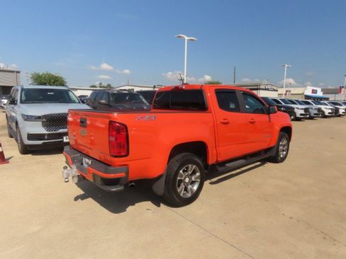 Used 2019 Chevrolet Colorado Z71 RWD image 9