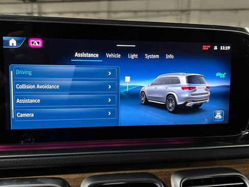 New 2026 Mercedes-Benz GLS 580 4MATIC image 34