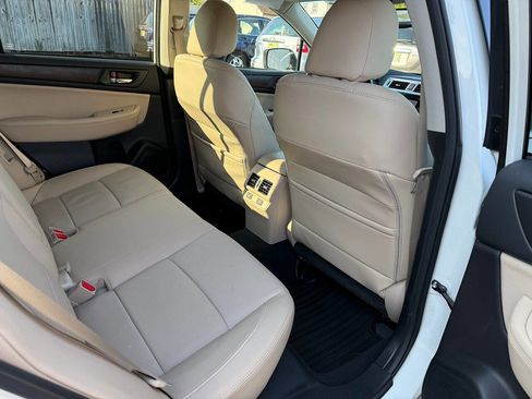 Used 2015 Subaru Outback 3.6R Limited image 42