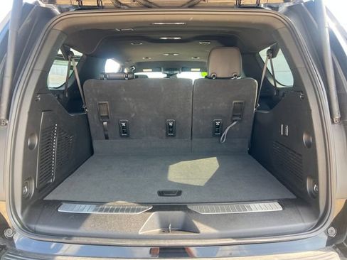 Certified 2025 Chevrolet Suburban Z71 AWD/4WD image 18