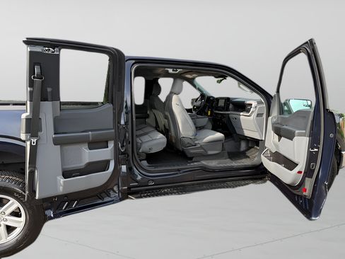 Used 2023 Ford F150 XL w/ XL Chrome Appearance Package AWD/4WD image 8