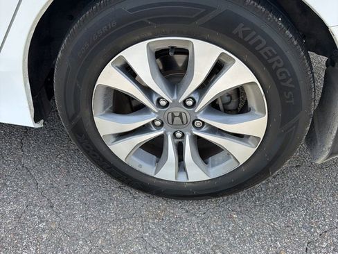 Used 2015 Honda Accord LX image 11