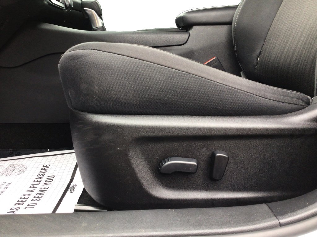 Used 2024 Nissan Altima 2.5 SV FWD image 19