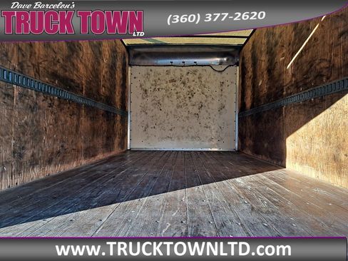 Used 2016 Freightliner Sprinter 3500 image 5