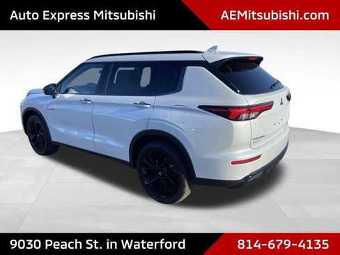 New 2025 Mitsubishi Outlander SEL Black Edition image 5