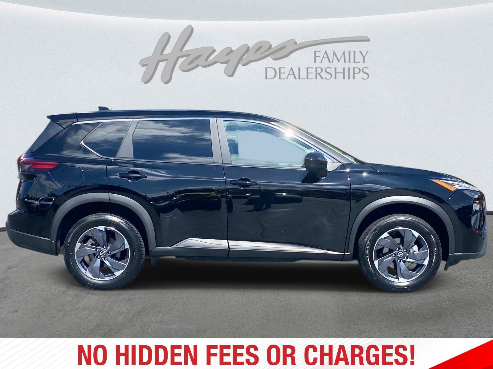 Used 2025 Nissan Rogue SV FWD image 2