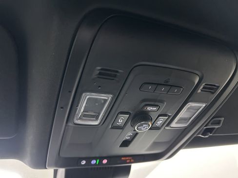 Used 2024 Chevrolet Tahoe Premier image 44