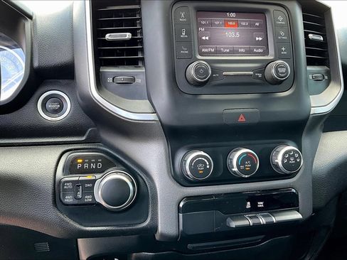 Used 2020 RAM 1500 Big Horn AWD/4WD image 16
