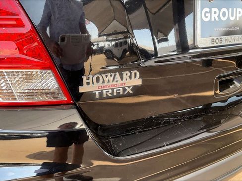 Used 2020 Chevrolet Trax LS w/ Tint and Cruise Package image 11