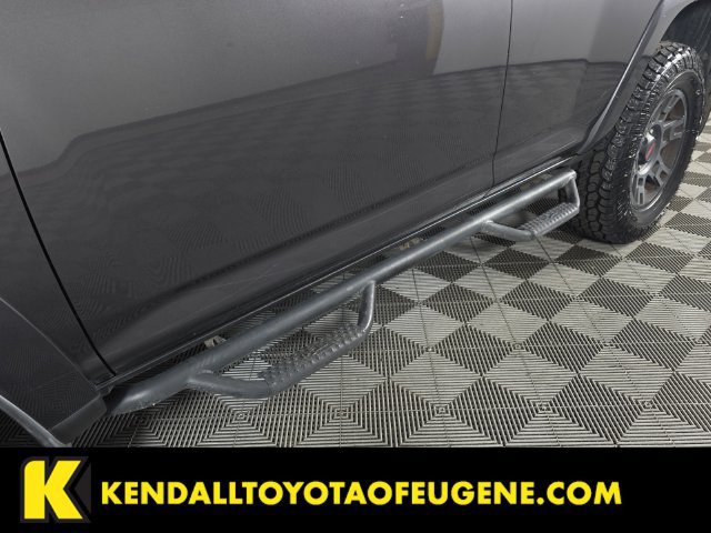 Used 2017 Toyota 4Runner TRD Off-Road Premium AWD/4WD image 13