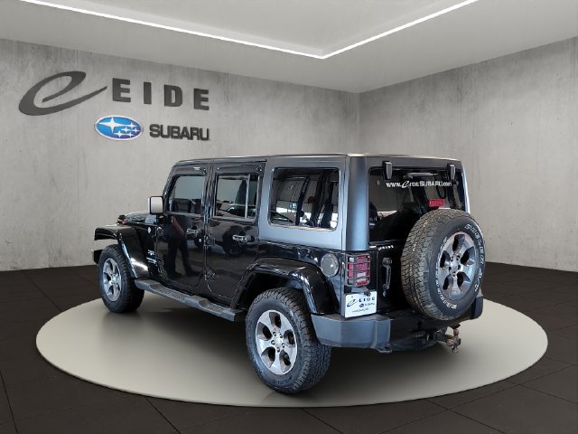 Used 2018 Jeep Wrangler Unlimited Sahara AWD/4WD image 7