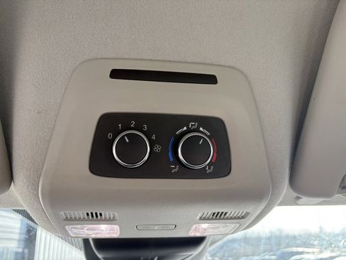 Used 2022 Ford Transit 350 XLT image 13